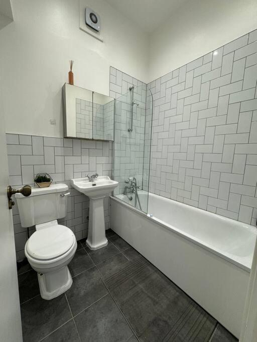 Spacious Flat In Sheffield City Center Gs304 Buitenkant foto